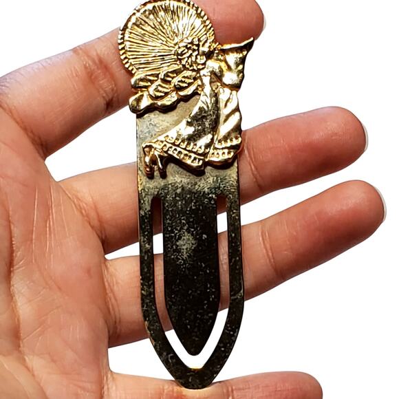 Christmas Around the World Mark of an Angel Taiwan Book Mark House of Lloyd 3" - Picture 1 of 5